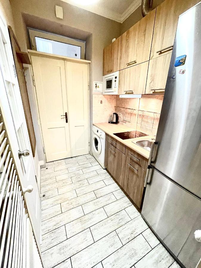Ferienwohnung Stare Misto Lemberg Exterior foto